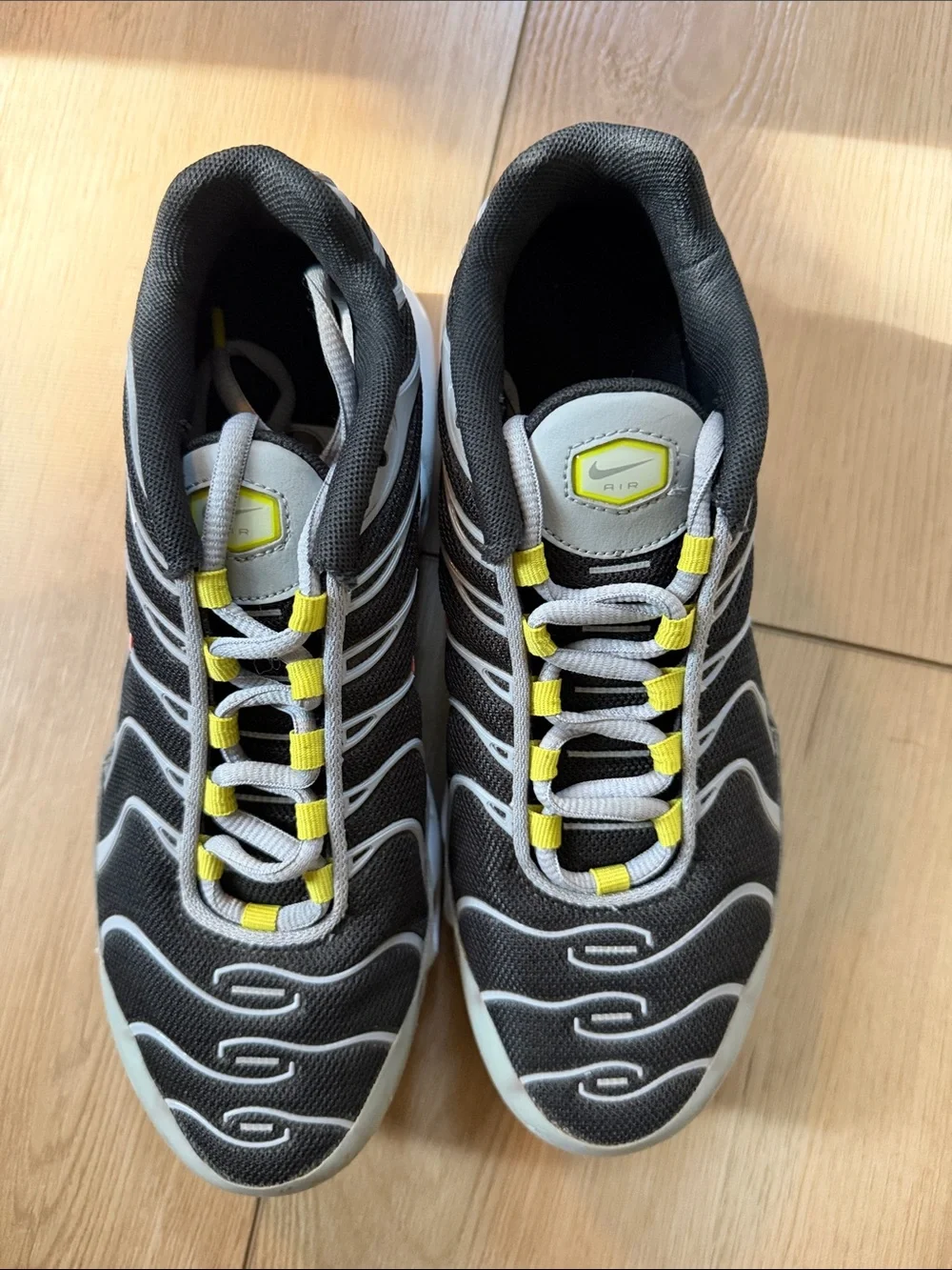 Nike Kids Black & Gray Sneakers with Red Swoosh